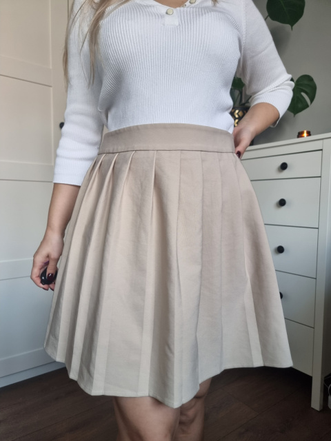 Pleated skirt, eqru, GINA TRICOT r.38