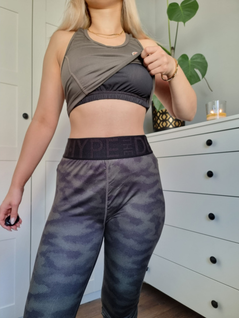 Sporty top IQ CODE Sporty top IQ CODE