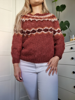 HANDMADE sweater