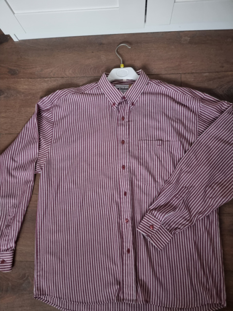 Striped shirt DIPLOM, size 42 Striped shirt DIPLOM, size 42