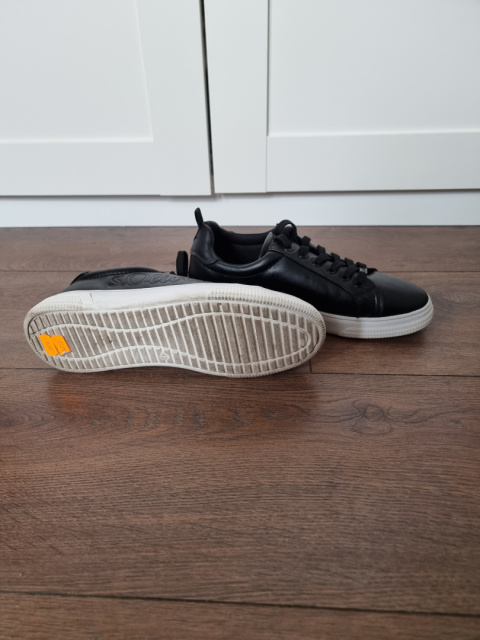 Sportowe buty męskie S.Oliver, r. 40 Sportowe buty męskie S.Oliver, r. 40
