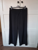 Black chiffon culottes with a tie on the side, size XL