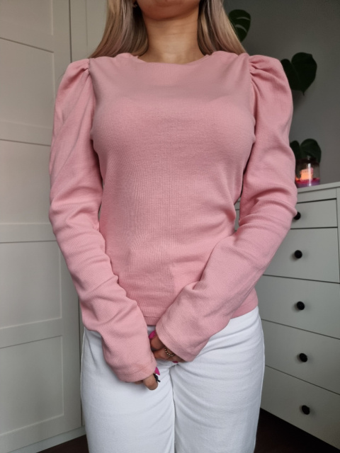 Růžová halenka s nabíranými rukávy Růžová halenka s nabíranými rukávy