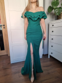 Green maxi dress without shoulders for a wedding