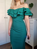 Green maxi dress without shoulders for a wedding