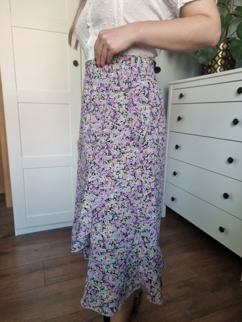 Spódnica maxi z falbaną, w drobne kwiatuszki, na zakdładkę, gumka, r S Spódnica maxi z falbaną, w drobne kwiatuszki, na zakdładkę, gumka, r S